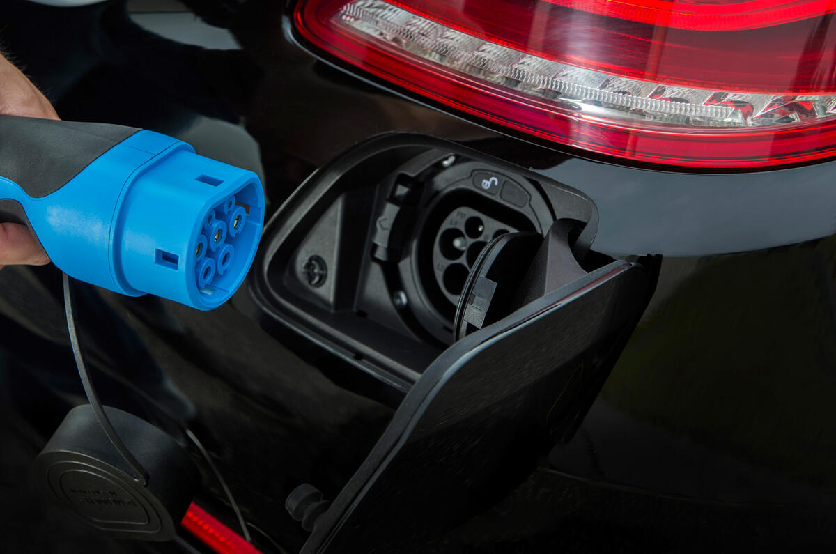 Mercedes Benz S500 plug-in hybrid revealed