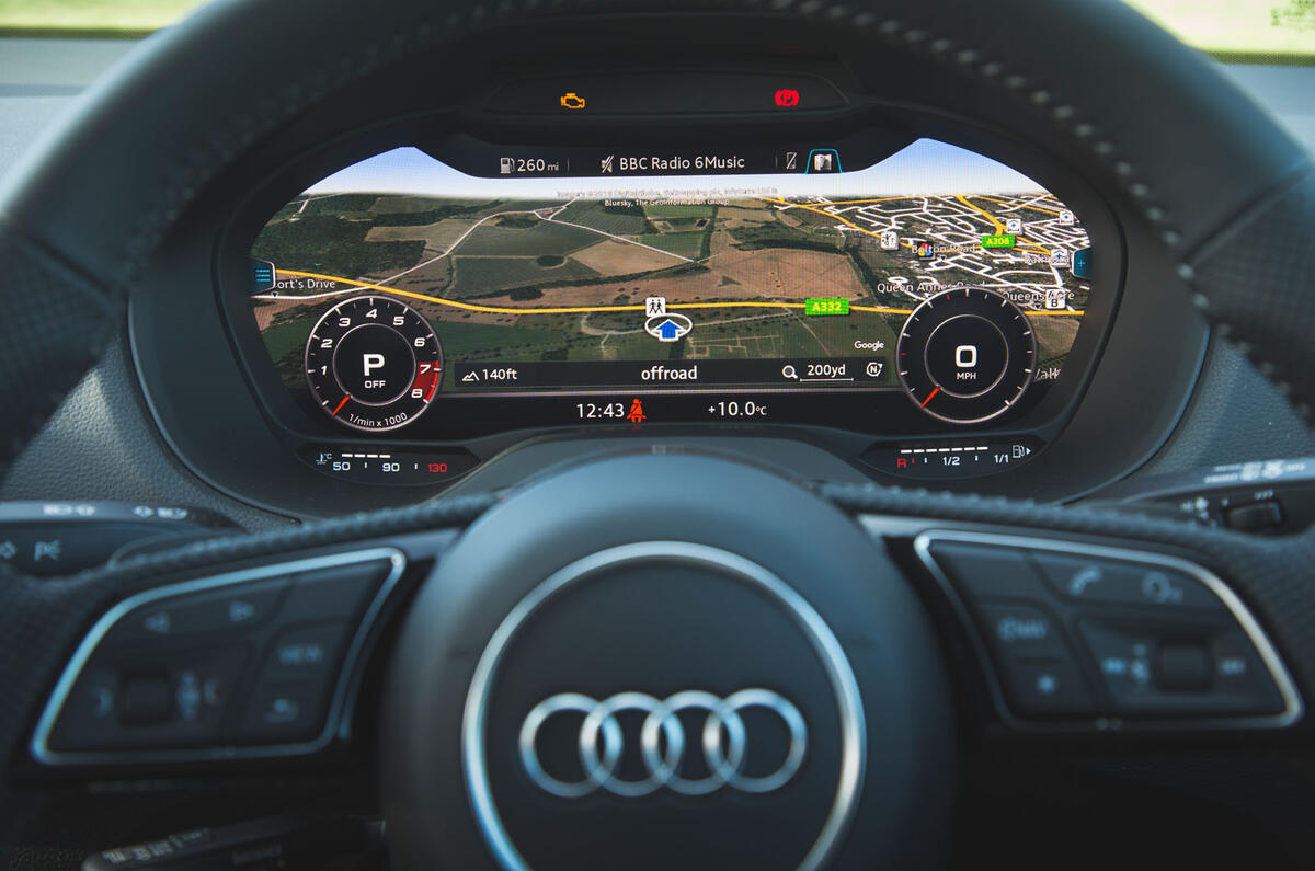 Audi SQ2 2019 road test review - instruments maps