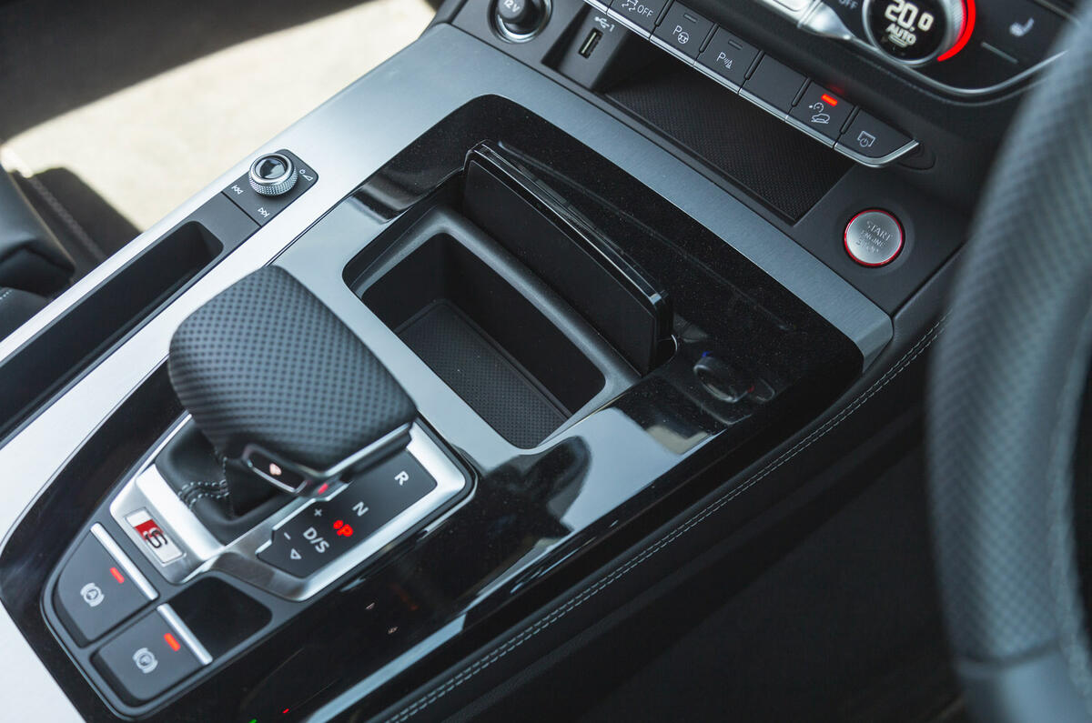 14 Audi SQ5 Sportback RT 2022 ex rotary control