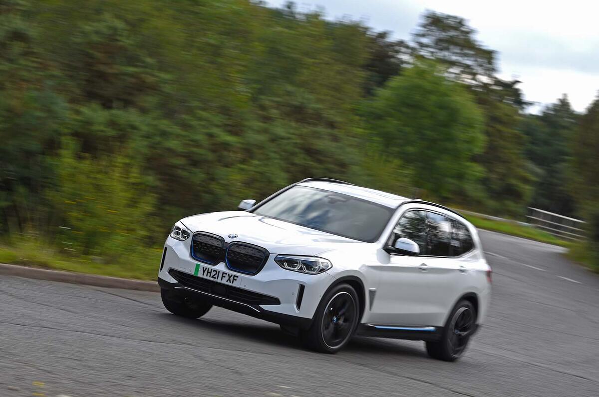 14 BMW iX3 2021 FD Frontcornering 14 BMW iX3 2021 FD Frontcornering