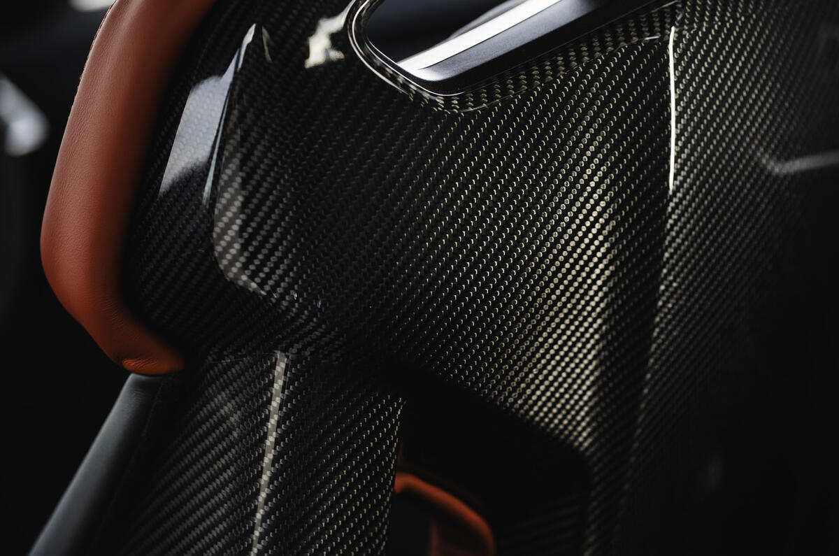 14 BMW M3 CS Touring 2025 Autocar review carbon seat 14 BMW M3 CS Touring 2025 Autocar review carbon seat