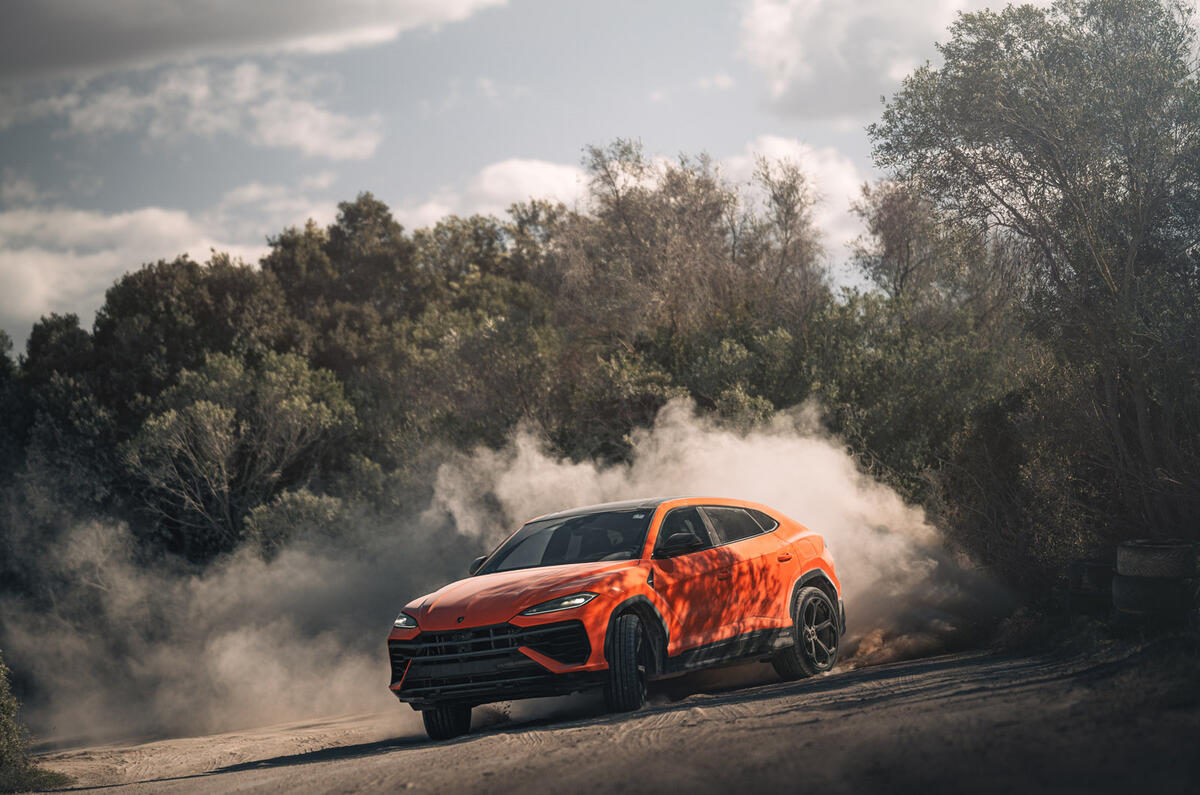 14 Lamborghini Urus SE 2024 review front cornering off road 14 Lamborghini Urus SE 2024 review front cornering off road