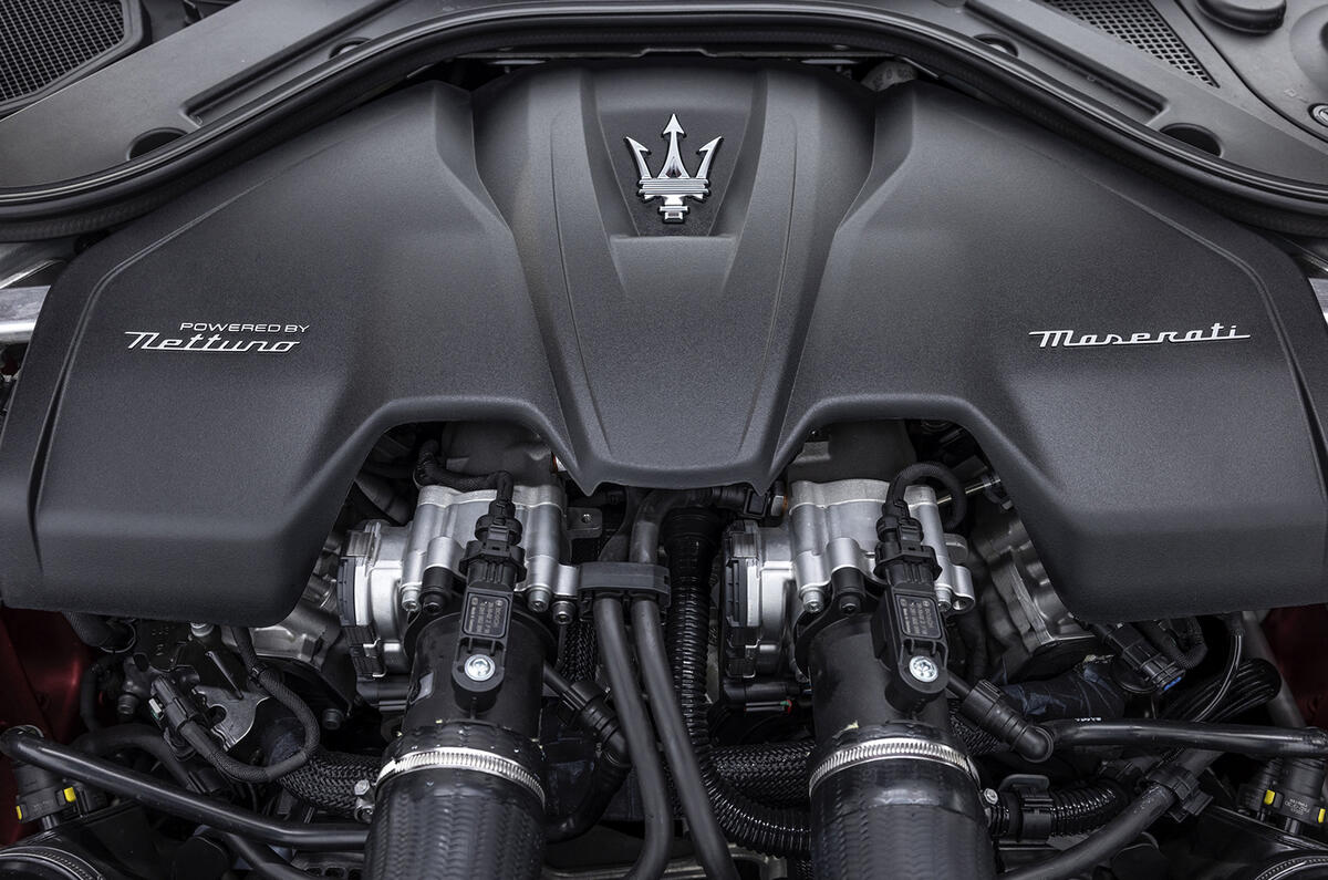 14 maserati granturismo trofeo uk review 2023 16 engine