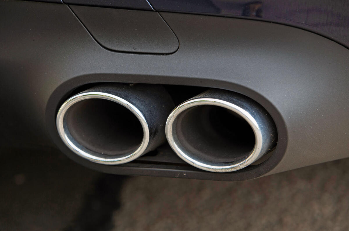 Mercedes-AMG CLS 53 2018 road test review - exhaust pipes