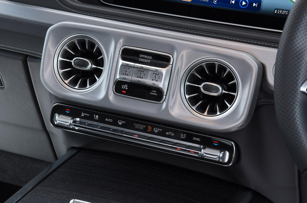 14 Mercedes G500 G Wagen 2024 review air vents physical controls