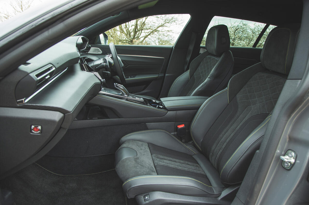 14 Peugeot 508 PSE SW 2021 RT cabin