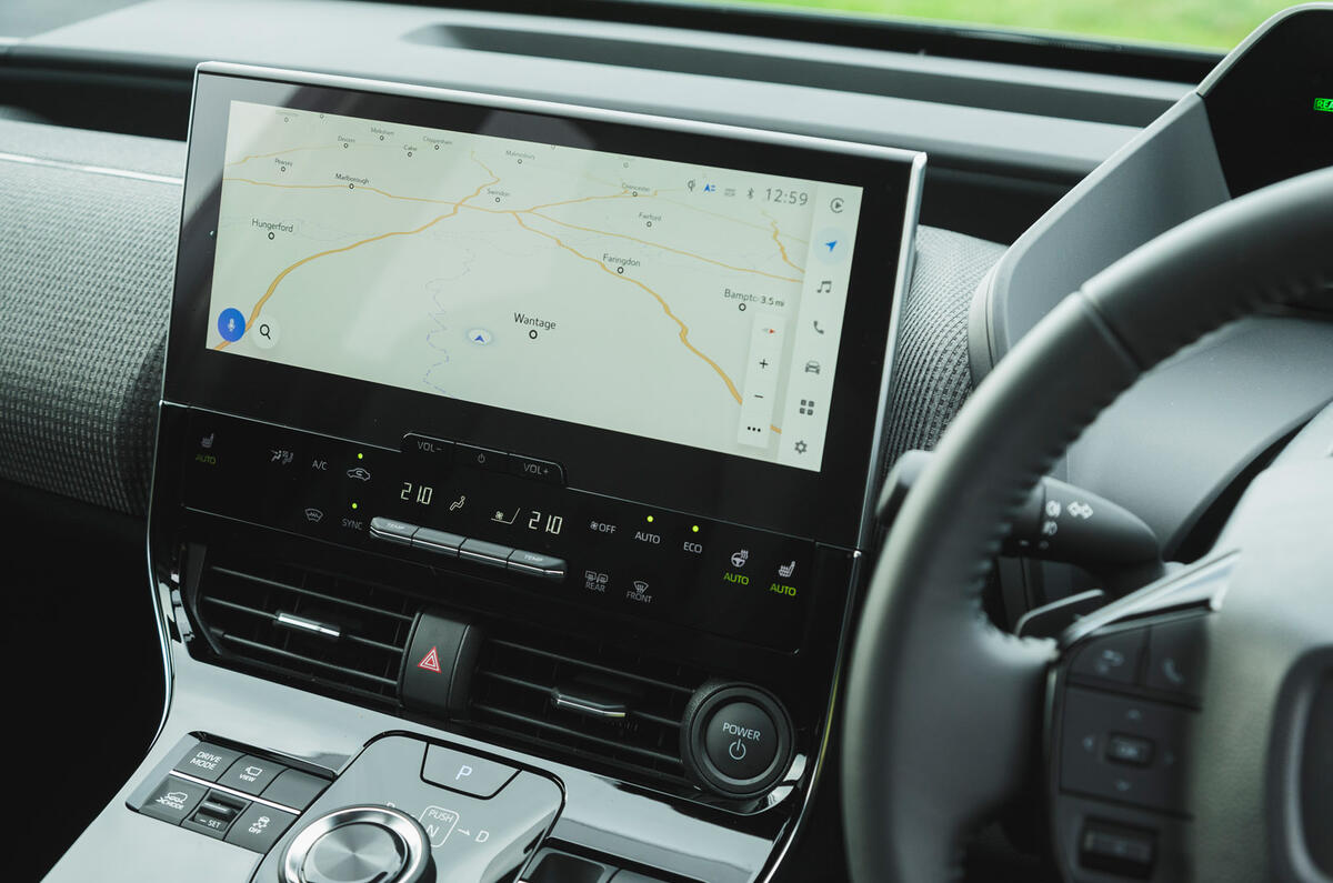 14 Subaru Solterra RT 2023 infotainment 2