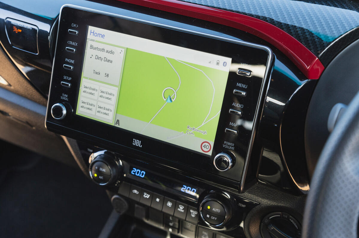 14 Toyota Hilux GR Sport RT 2023 infotainment 14 Toyota Hilux GR Sport RT 2023 infotainment