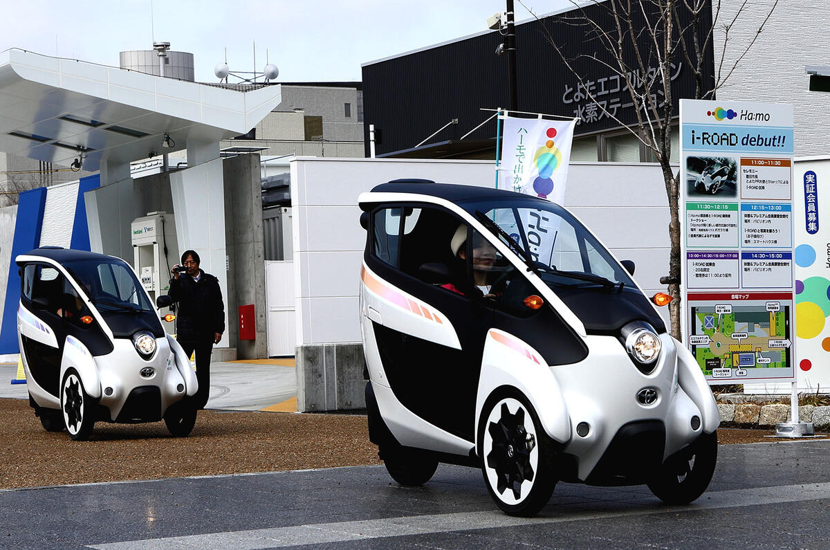 no title Toyota i-Road starts testing in Tokyo