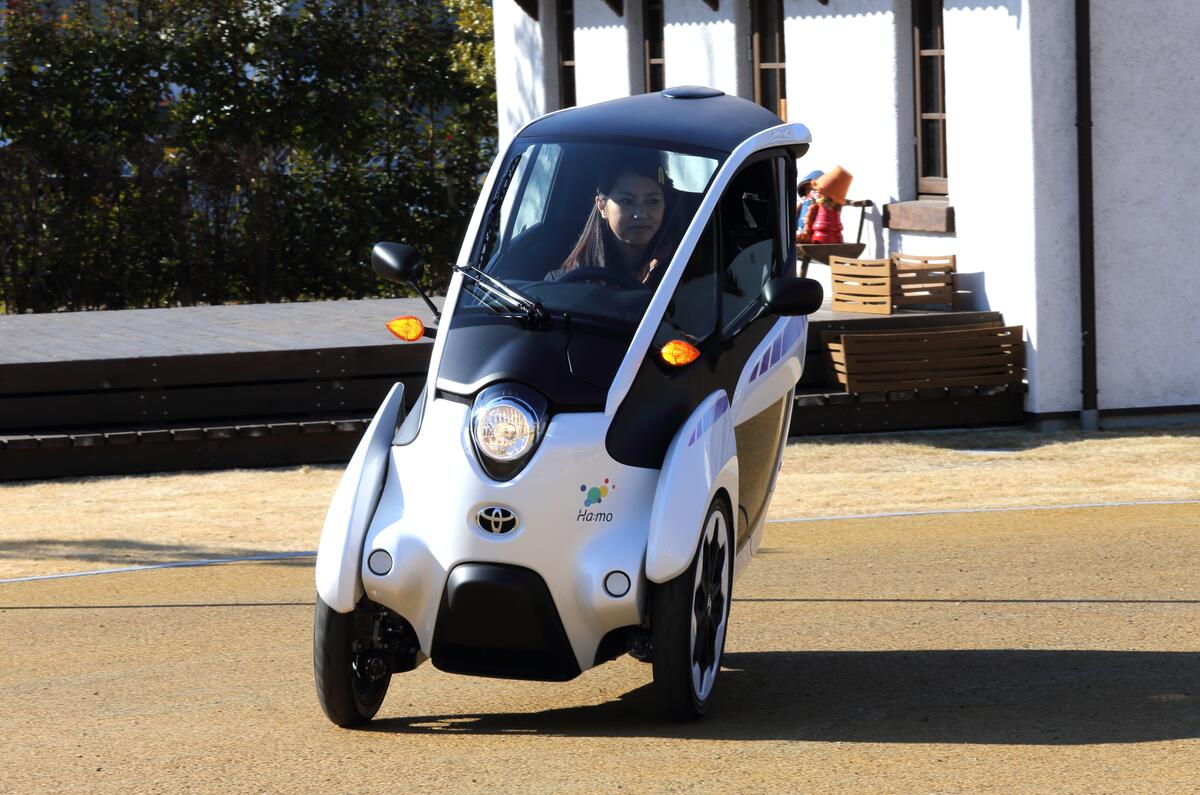 Toyota i-Road starts testing in Tokyo