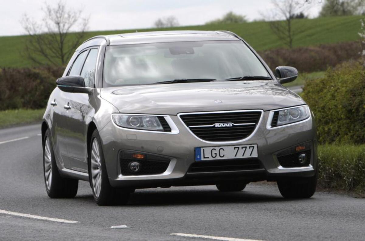 £30,300 Saab 9-5 Sportwagon