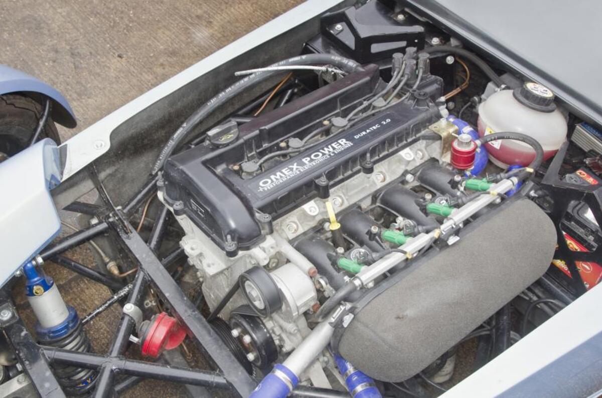 2.0-litre Ford Toniq CB200 engine