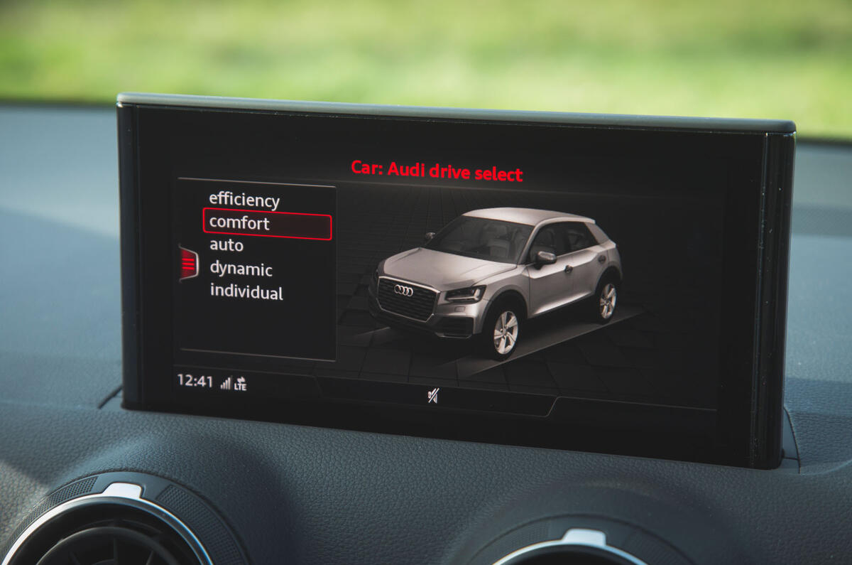 Audi SQ2 2019 road test review - infotainment drive modes