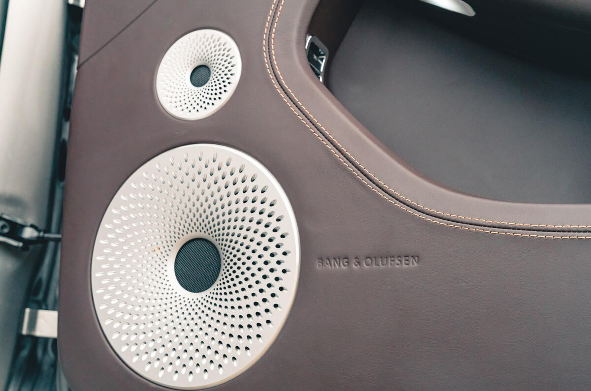 15 Bentley Continental GTC convertible RT 2023 Bang&Olufsen hifi