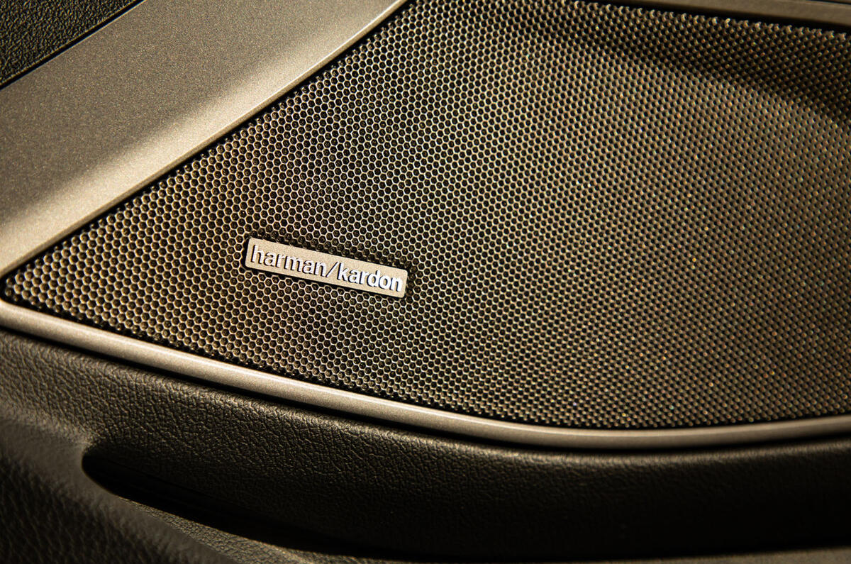 BMW 3 Series Touring 2020 road test review - speakers