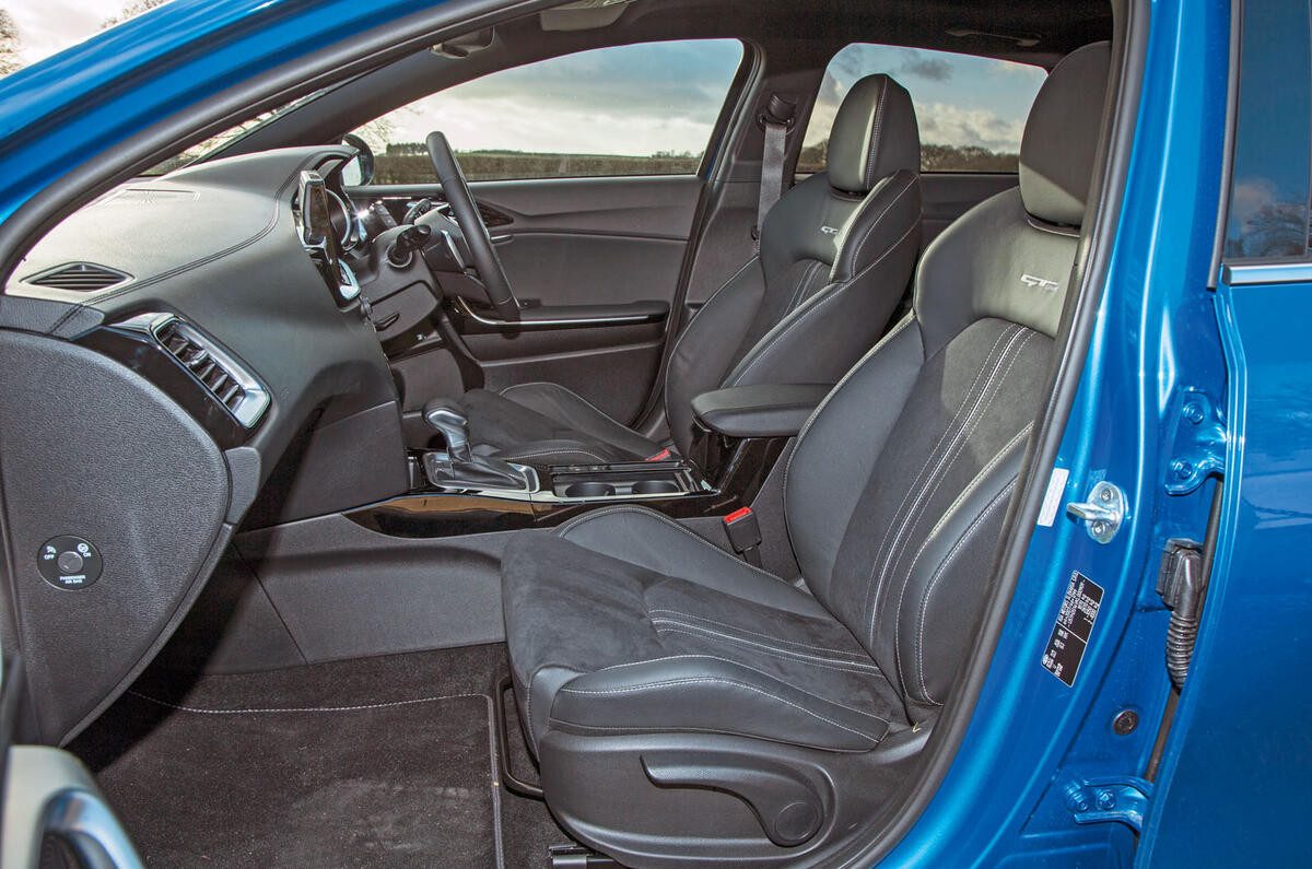 Kia Proceed GT-Line 2019 road test review - cabin