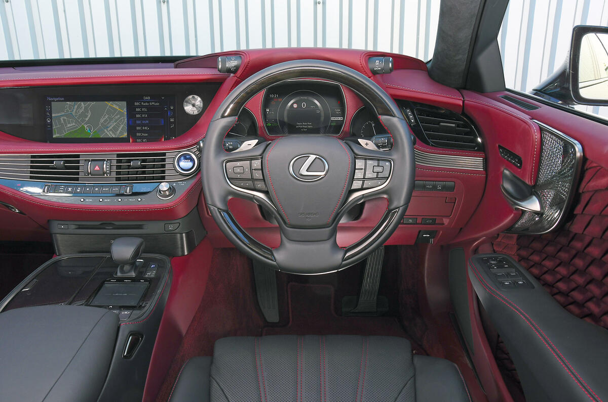 Lexus LS500h 2018 road test review dashboard