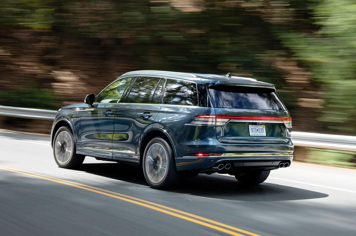 Lincoln Aviator 2020 road test review - cornering rear Lincoln Aviator 2020 road test review - cornering rear
