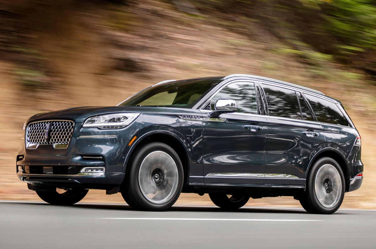 Lincoln Aviator 2020 road test review - on the road  Lincoln Aviator 2020 road test review - on the road