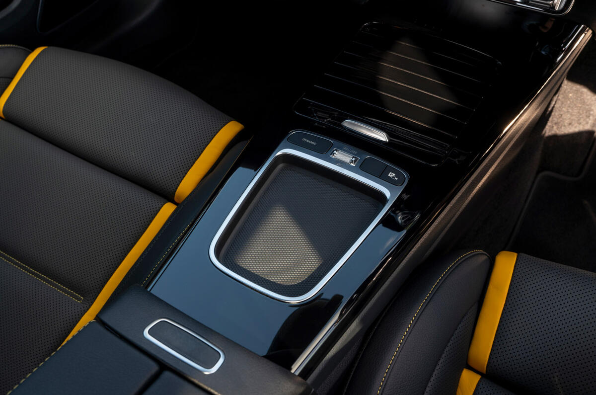 15 Mercedes AMG A45 S RT 2023 new centre console tray