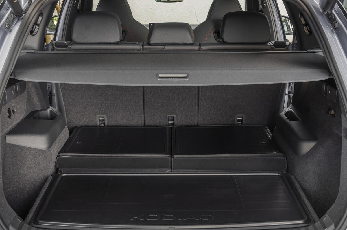 15 Skoda Kodiaq vrs 2025 Autocar review boot seats down 15 Skoda Kodiaq vrs 2025 Autocar review boot seats down