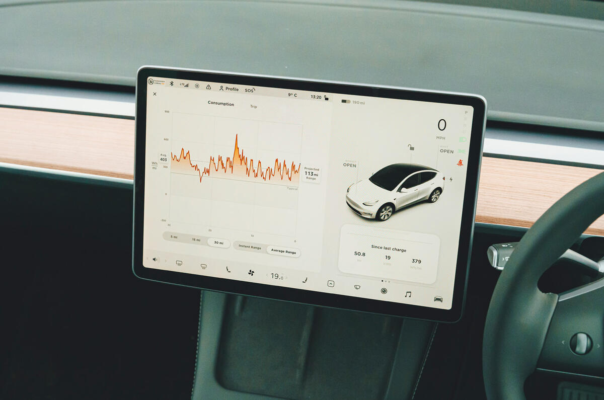 15 Tesla Model Y 2022 essai routier avis infotainment