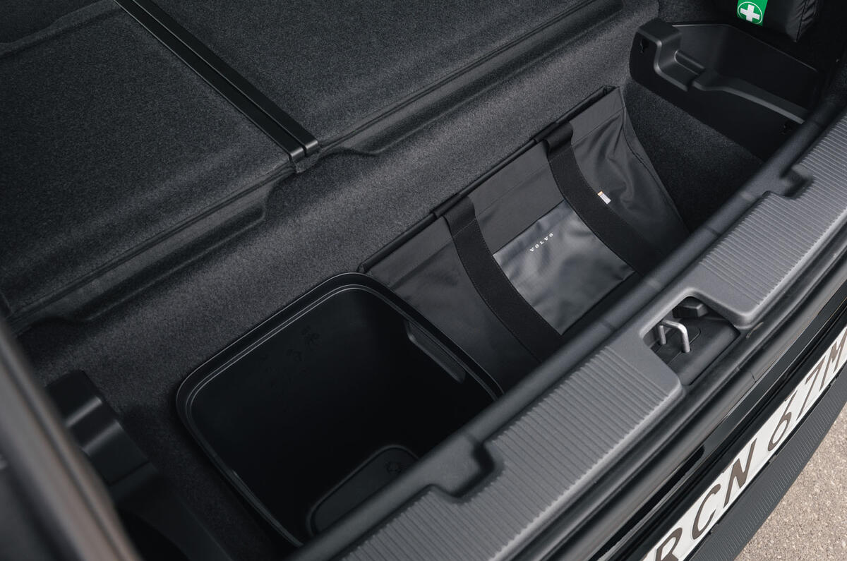 15 Volvo EX60 autocar road test review boot well