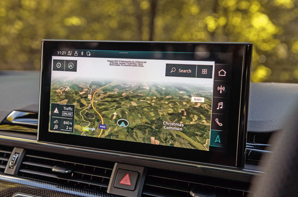 Audi S4 TDI 2019 road test review - infotainment