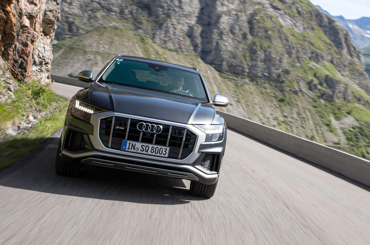 Audi SQ8 2019 road test review - on the road nose