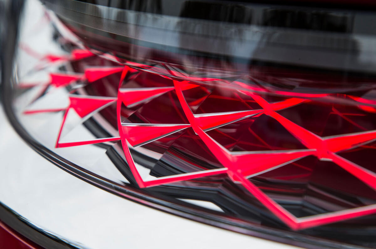 DS 7 Crossback 2018 road test review rear light details