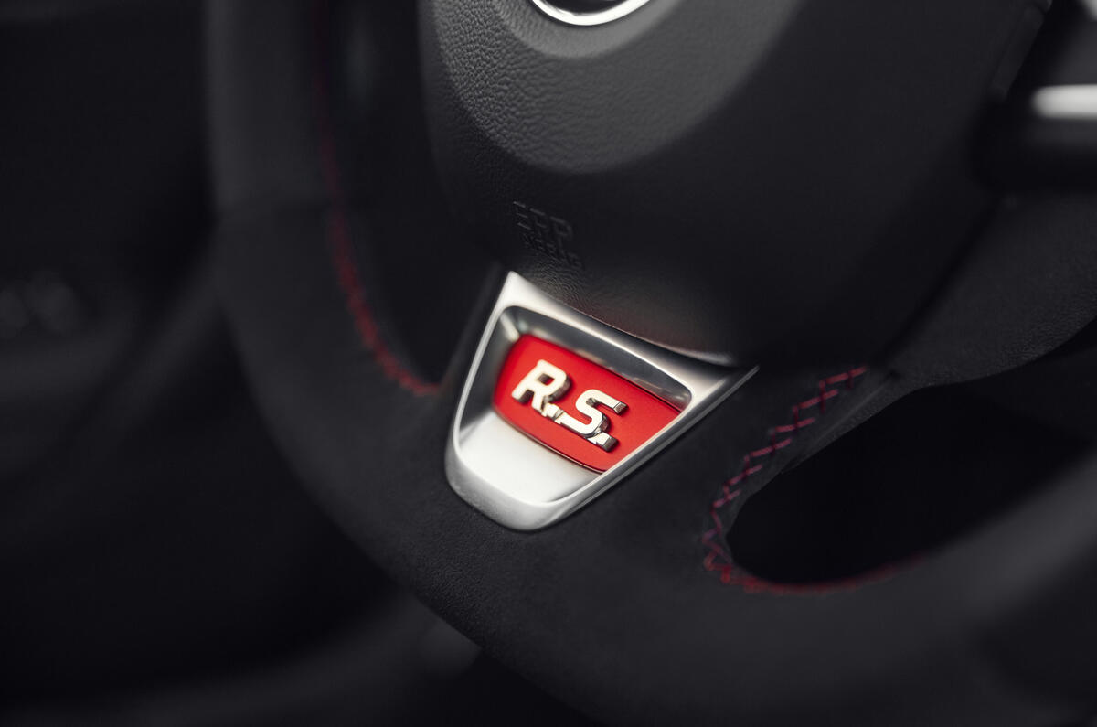 Renault Megane RS 280 2018 road test review interior badging
