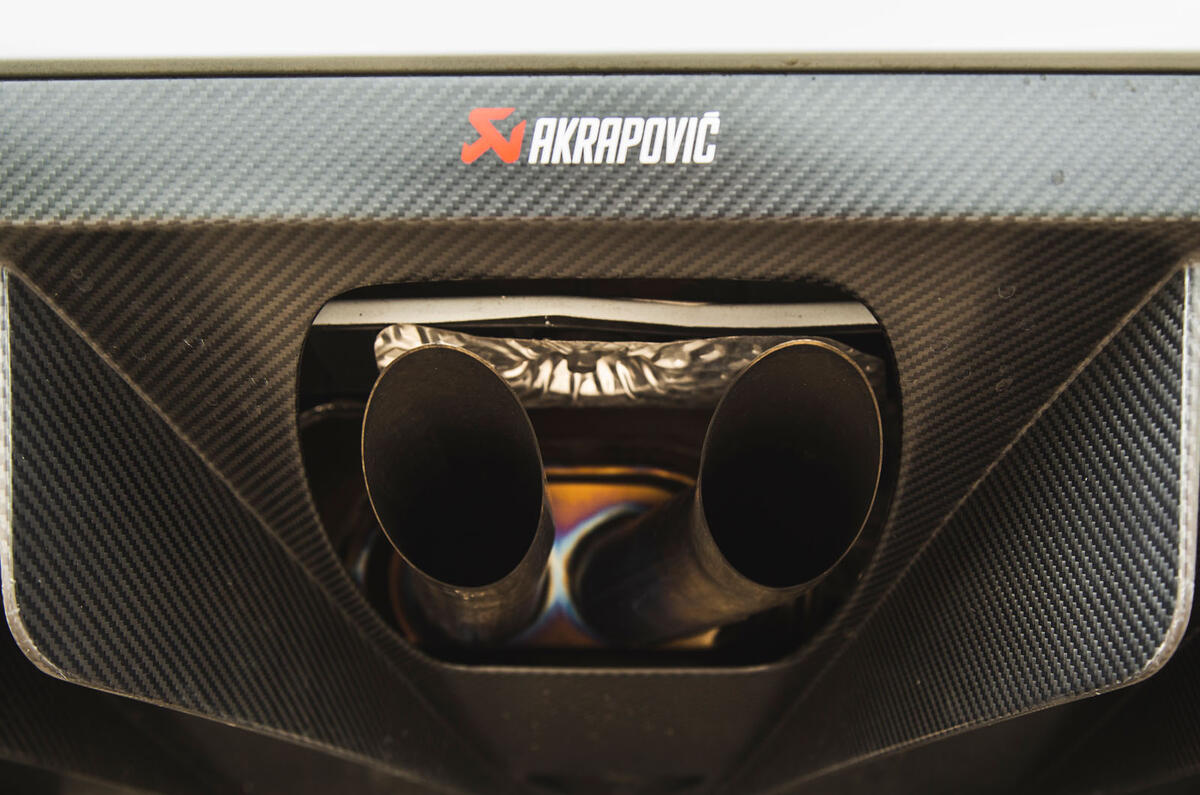 Renault Megane RS Trophy-R 2019 road test review - exhausts