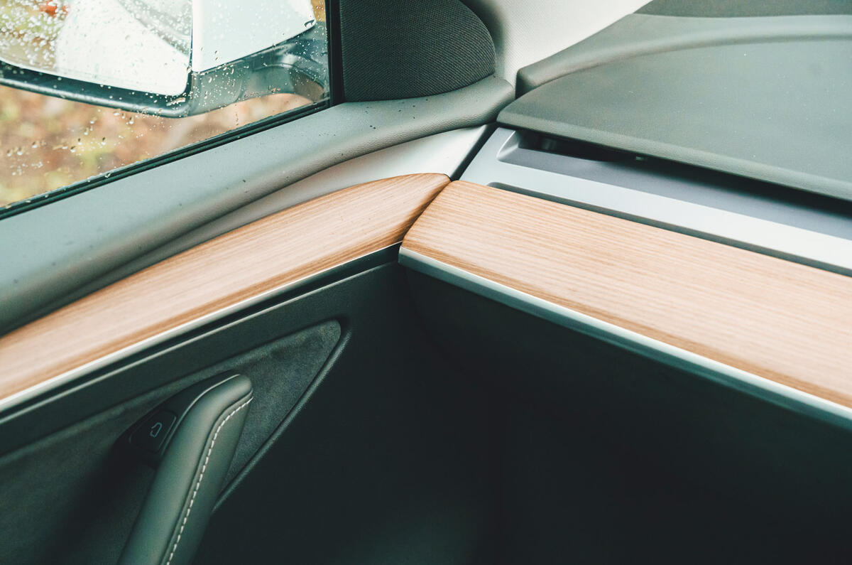 16 Tesla Model Y 2022 road test review interior trim