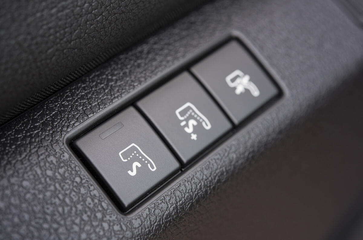 Vauxhall Vivaro Life 2019 road test review - seat controls