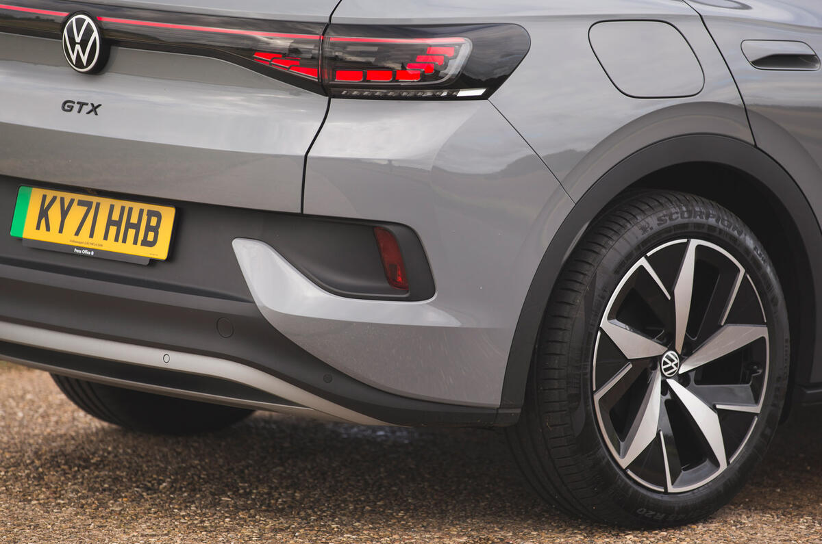 16 Volkswagen ID 4 2021 road test review rear bumper 16 Volkswagen ID 4 2021 road test review rear bumper