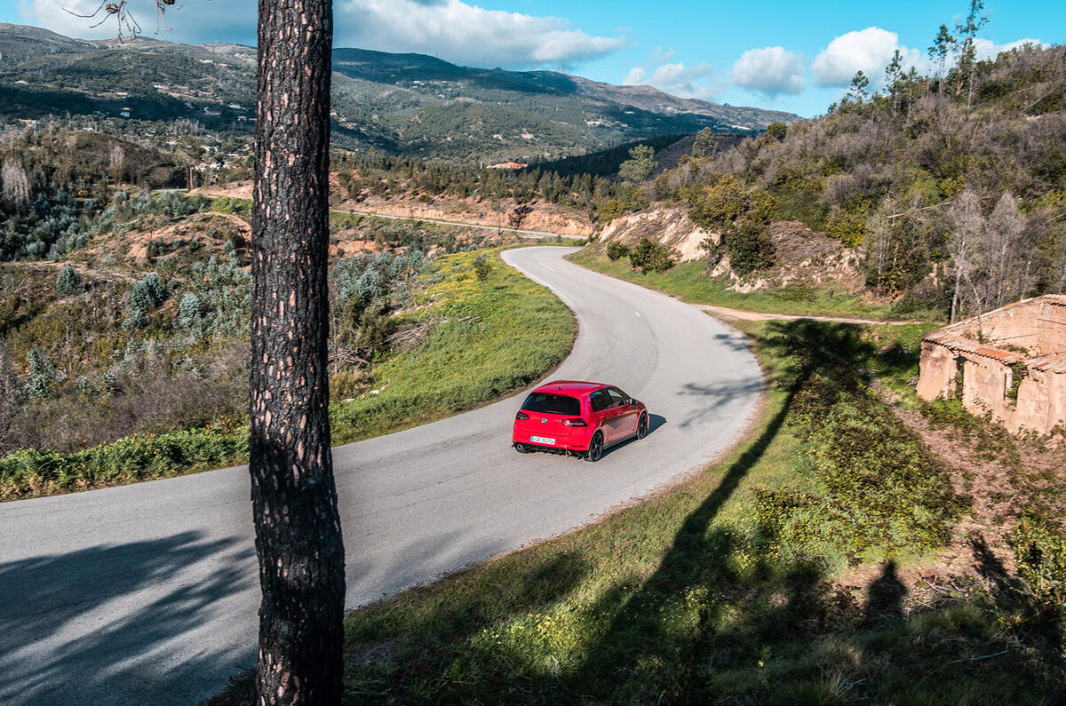 Volkswagen Golf GTI TCR 2019 road test review - cornering rear
