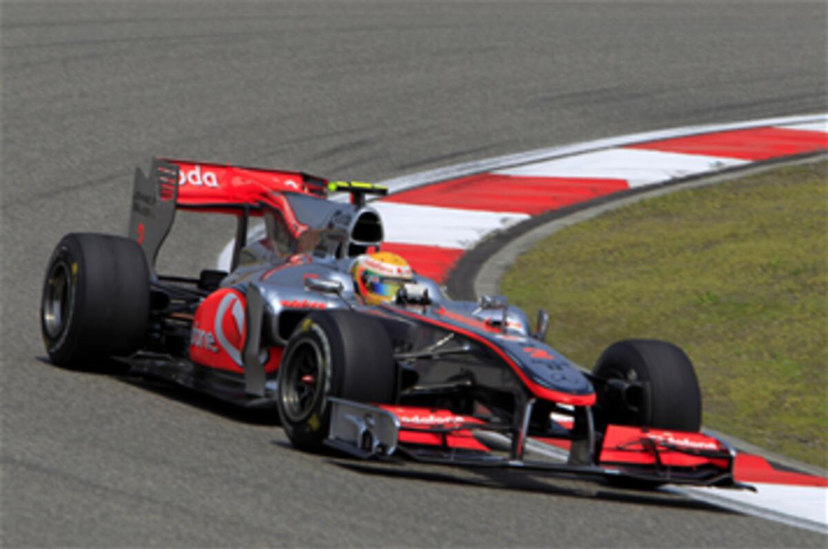 Alonso warns Hamilton