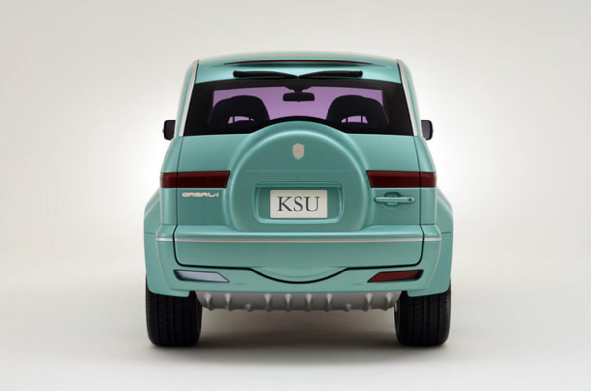 Saudi Arabia to build first car