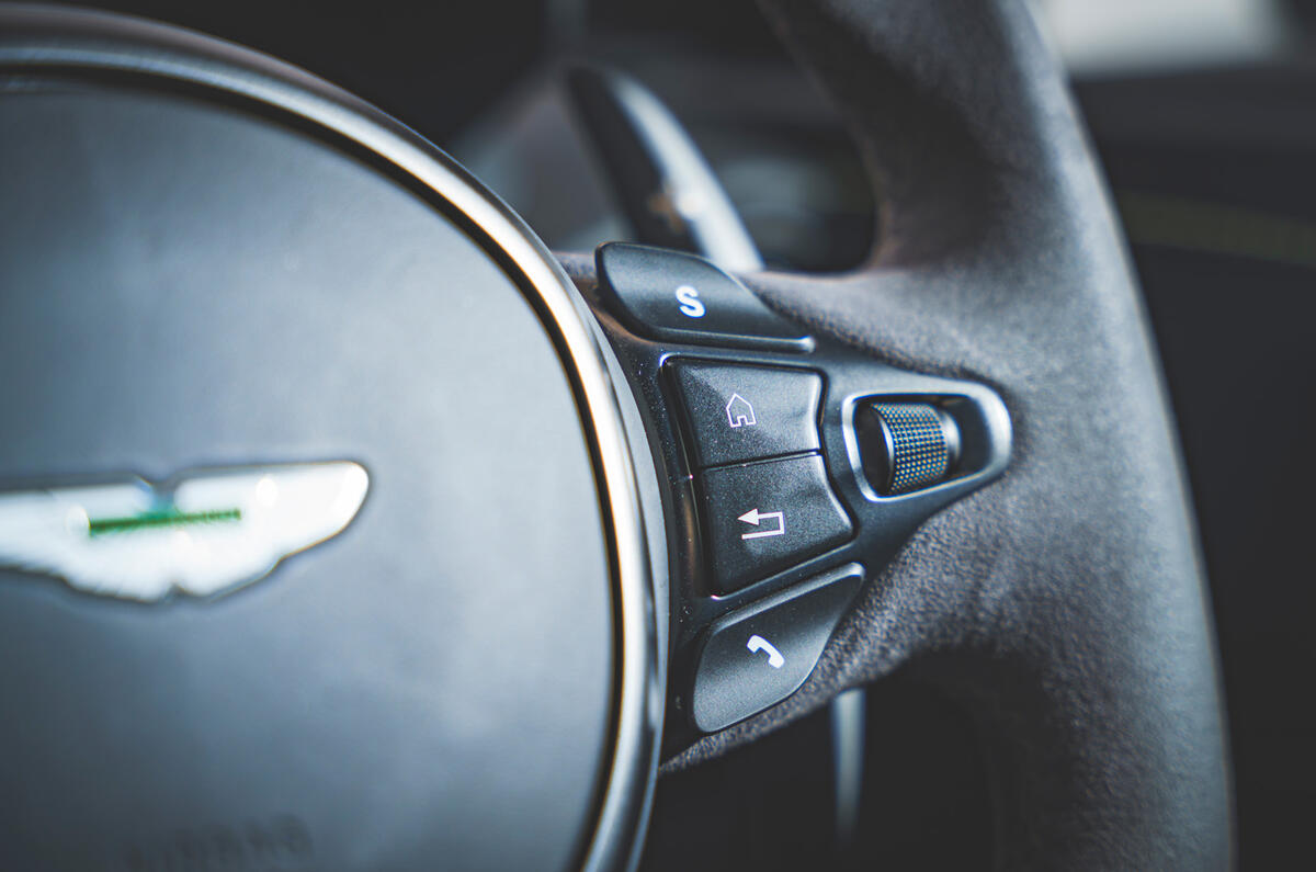 17 Aston Martin Vantage F1 2021 RT steering wheel 17 Aston Martin Vantage F1 2021 RT steering wheel