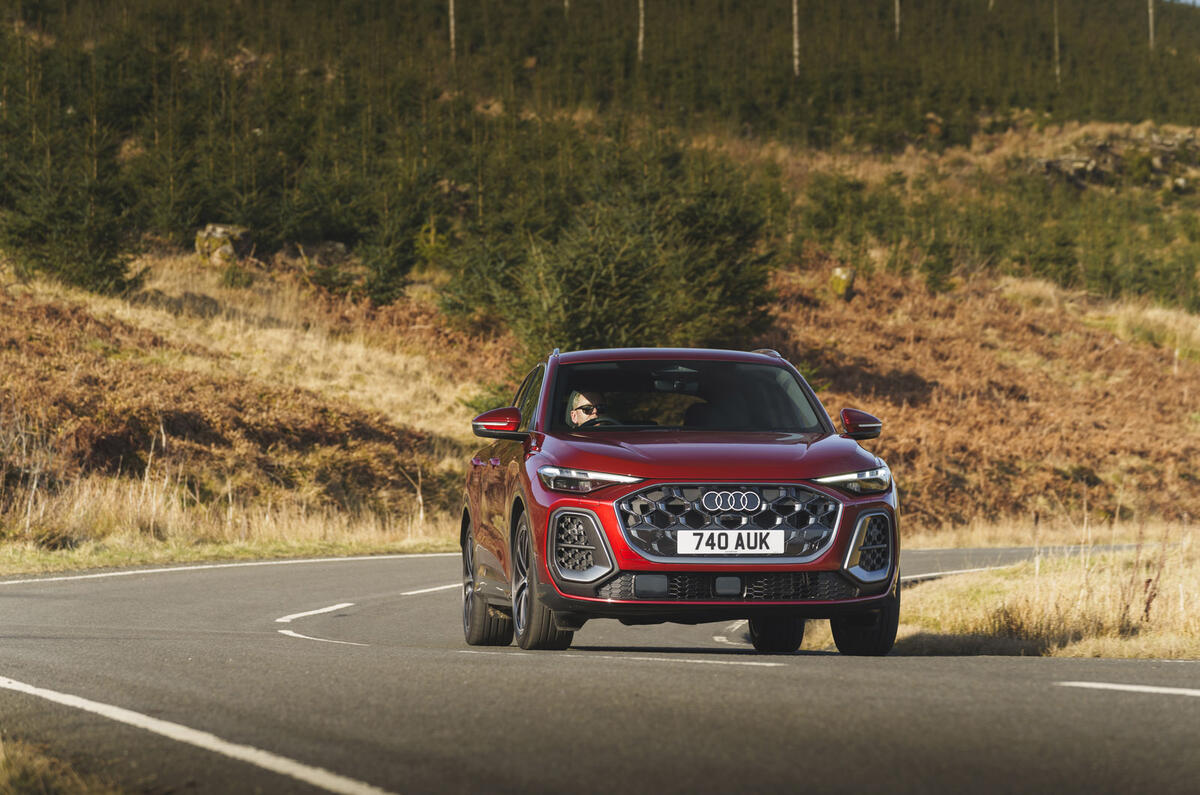 17 Audi Q5 2025 Autocar road test review front cornering