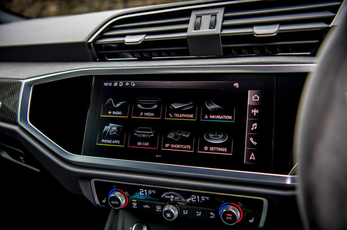 Audi RS Q3 2020 road test review - infotainment
