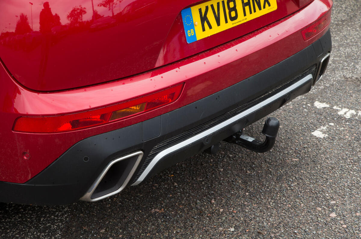 DS 7 Crossback 2018 road test review rear bumper