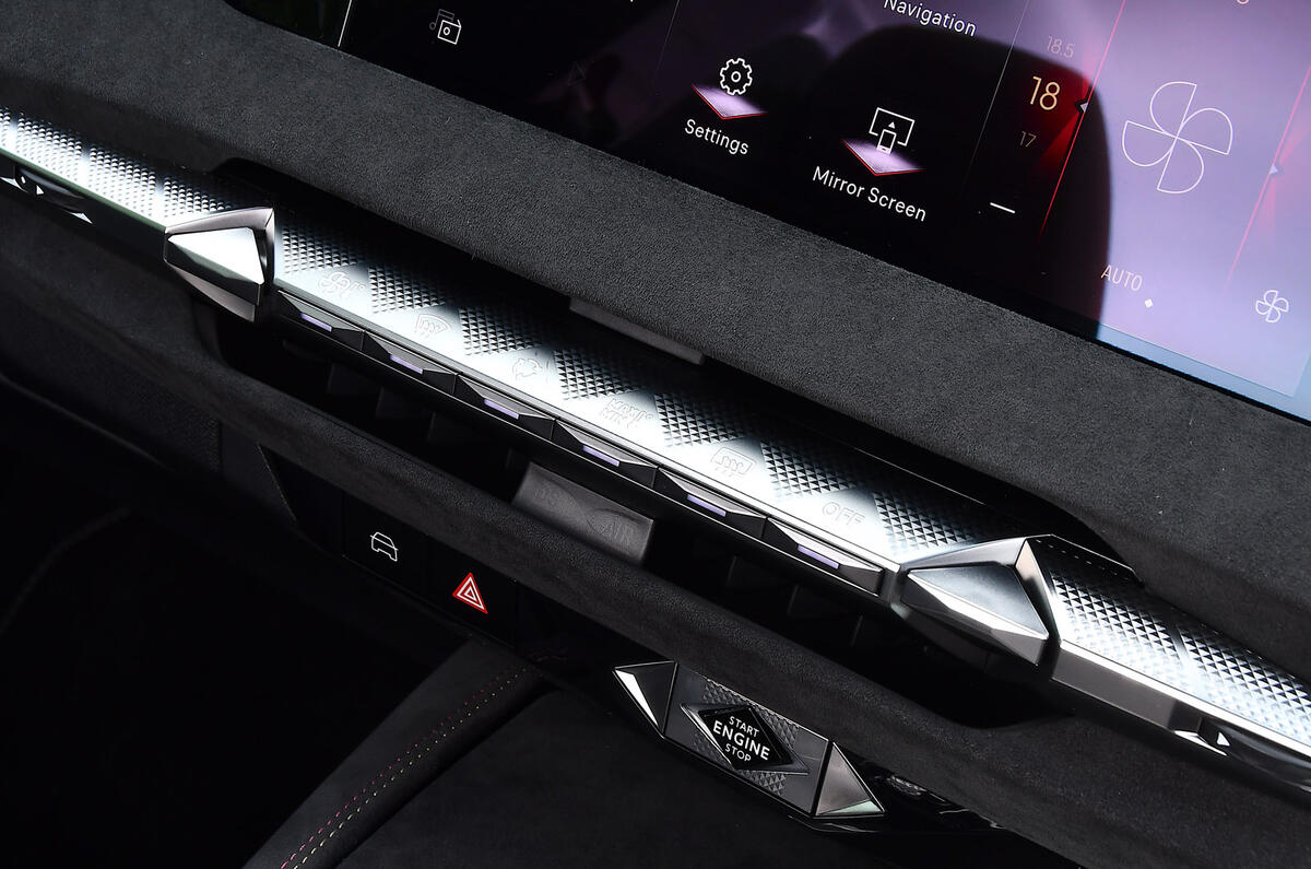 17 DS DS4 E Tense 225 RT 2022 hvac