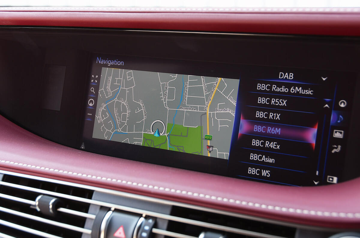 Lexus LS500h 2018 road test review infotainment