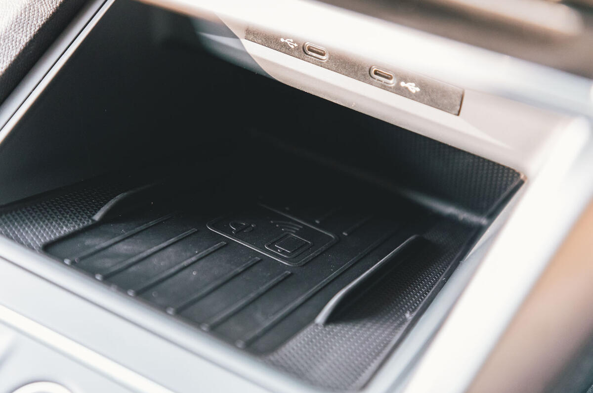 Seat Leon eHybrid 2020 road test review - wireless charging