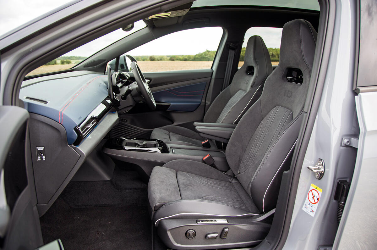 17 Volkswagen ID 4 2021 road test review cabin 17 Volkswagen ID 4 2021 road test review cabin