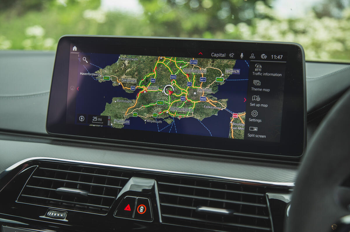 18 BMW M5 CS 2021 RT infotainment 18 BMW M5 CS 2021 RT infotainment
