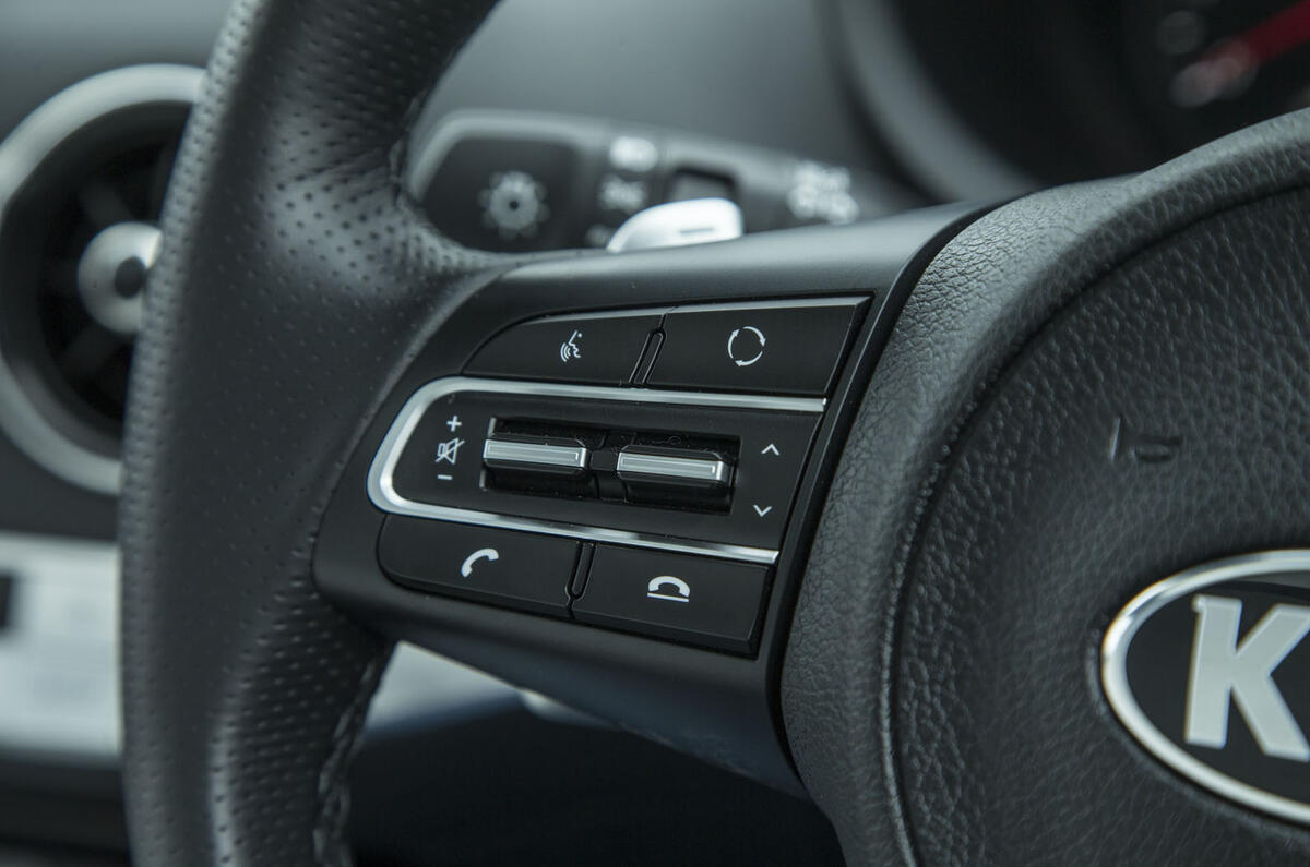 Kia Stinger GT line 2018 review wheel infotainment buttons
