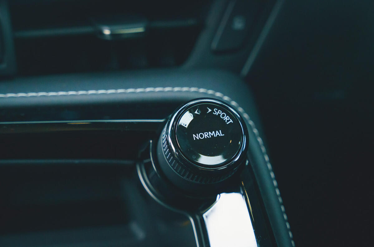 18 Lexus NX 2022 road test review drive mode dial