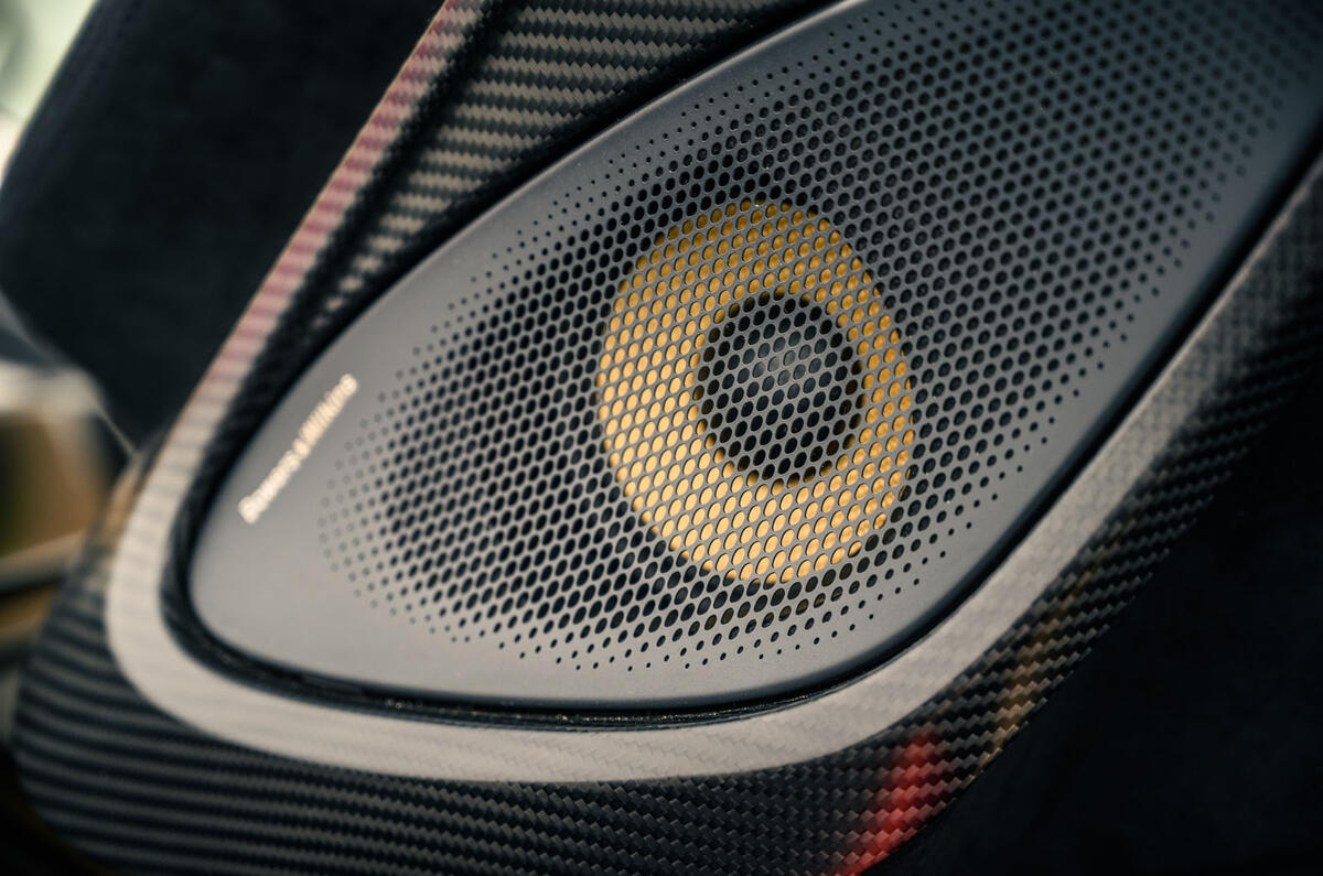 18 McLaren 620R 2021 road test review speakers